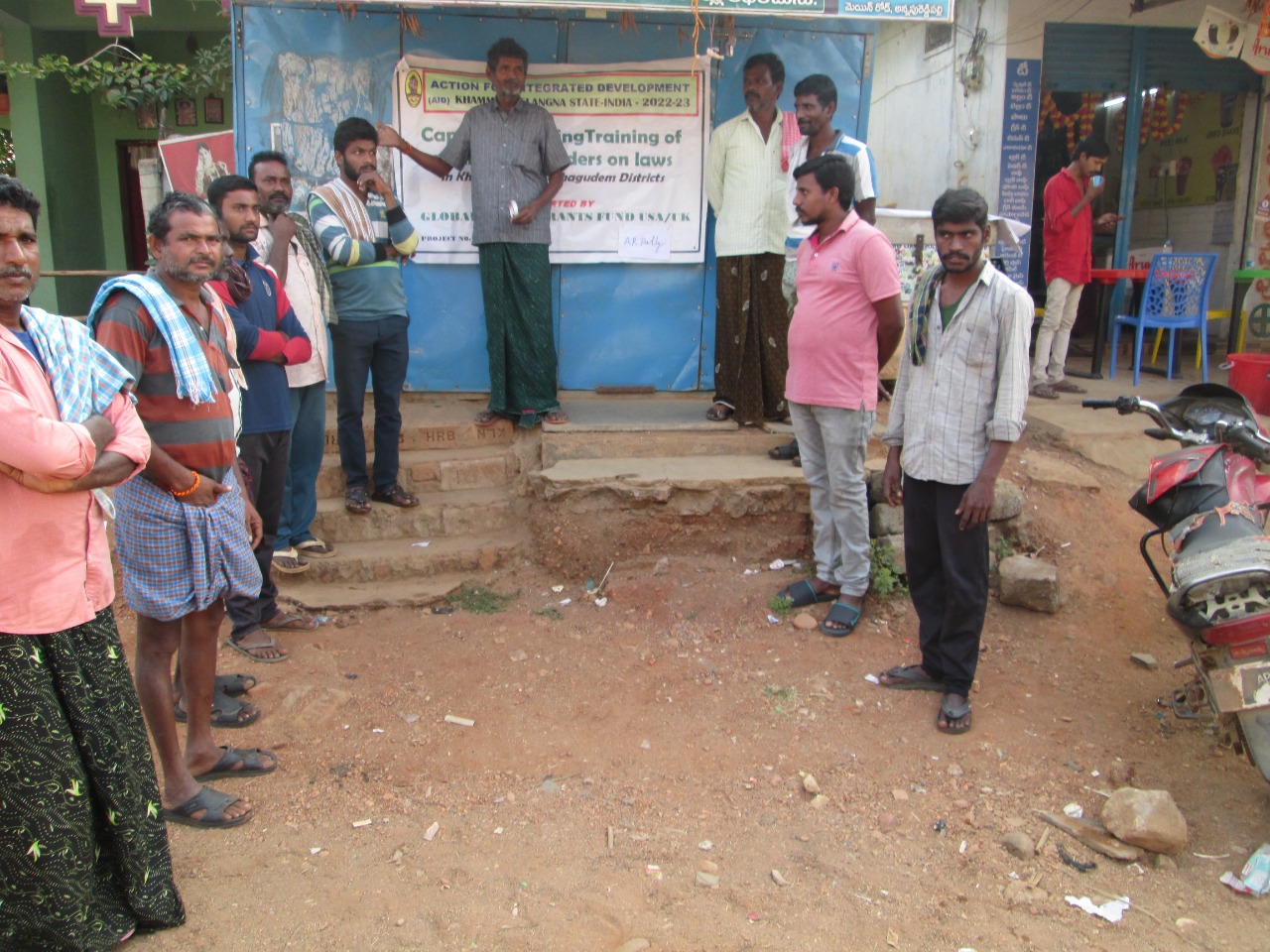 https://1ngo.sgp1.digitaloceanspaces.com/media/aidkhammam/COMMUNITY LEADERS ON LAWS (4).jpg